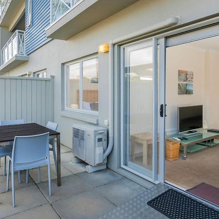Crow'S Nest Apartments Whitianga Extérieur photo