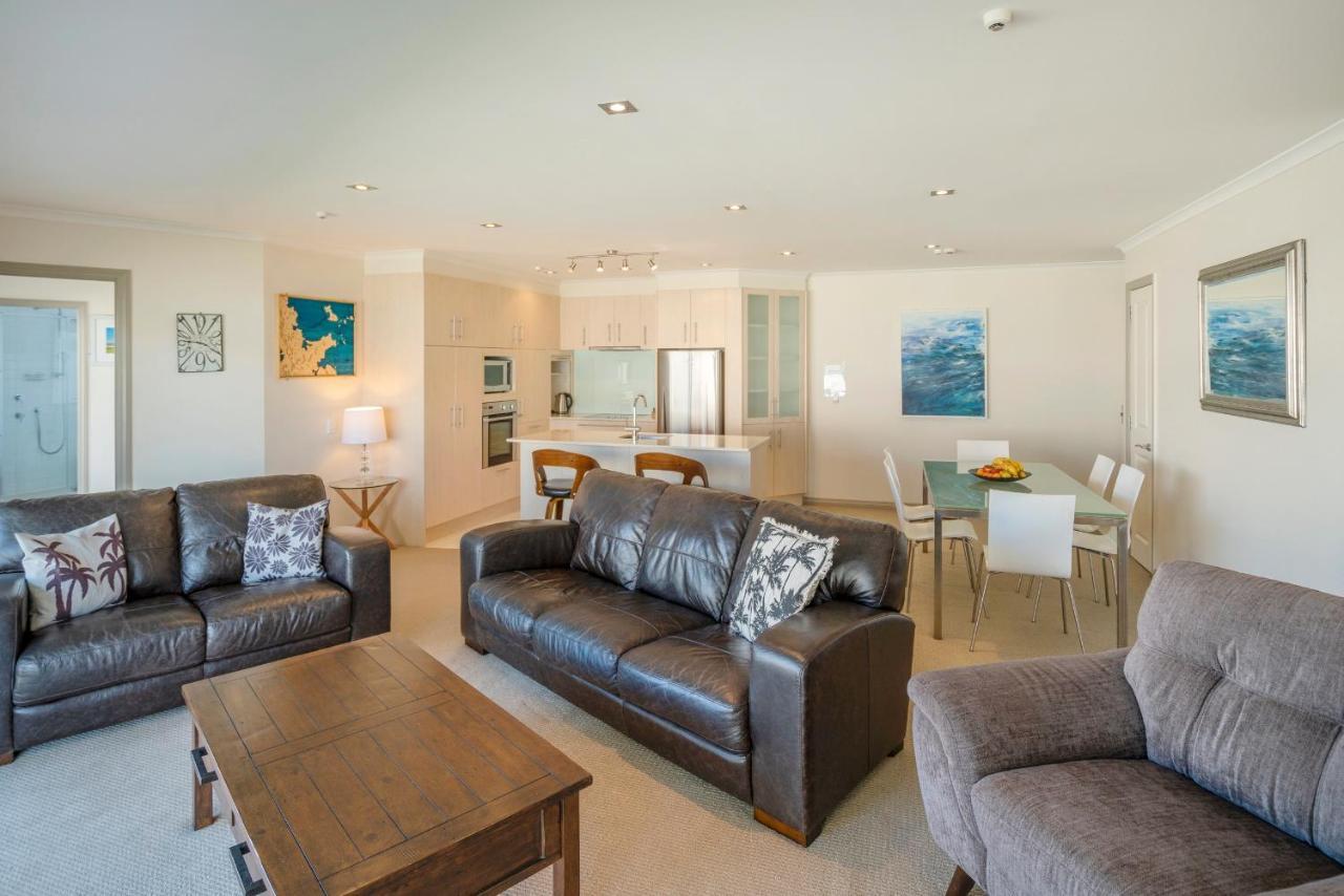 Crow'S Nest Apartments Whitianga Extérieur photo