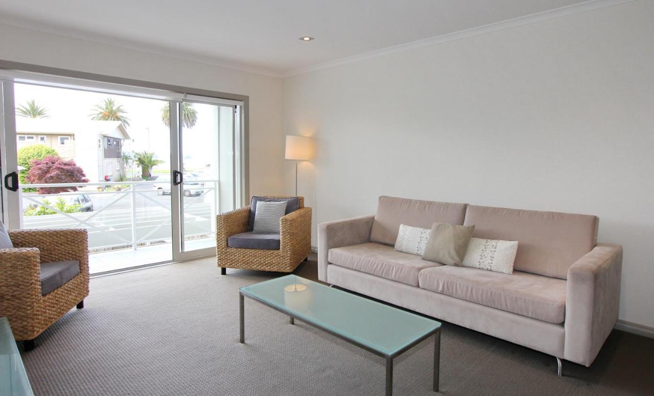 Crow'S Nest Apartments Whitianga Extérieur photo