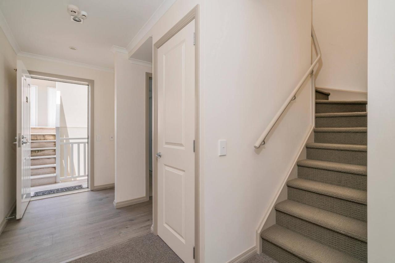 Crow'S Nest Apartments Whitianga Extérieur photo